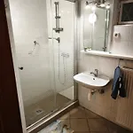 Magyar Tenger Pihenohaz, For 2-8 Person, 105 M2, Garden, Pool, Free Parking, 5 Min From The Lake, * Balatonakarattya