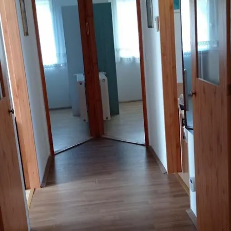 Magyar Tenger Pihenohaz, For 2-8 Person, 105 M2, Garden, Pool, Free Parking, 5 Min From The Lake, Balatonakarattya Дом отдыха Балатонакараттья