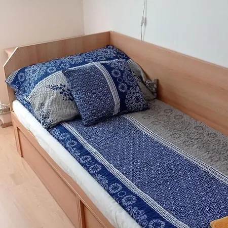 Prázdninový dům Magyar Tenger Pihenohaz, For 2-8 Person, 105 M2, Garden, Pool, Free Parking, 5 Min From The Lake, Balatonakarattya *