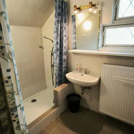 Magyar Tenger Pihenohaz, For 2-8 Person, 105 M2, Garden, Pool, Free Parking, 5 Min From The Lake, Balatonakarattya * Балатонакараттья