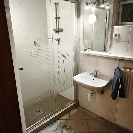 Magyar Tenger Pihenohaz, For 2-8 Person, 105 M2, Garden, Pool, Free Parking, 5 Min From The Lake, * Balatonakarattya