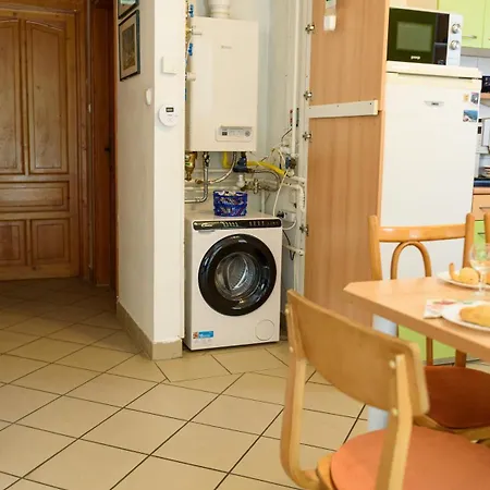 Magyar Tenger Pihenohaz, For 2-8 Person, 105 M2, Garden, Pool, Free Parking, 5 Min From The Lake, Balatonakarattya