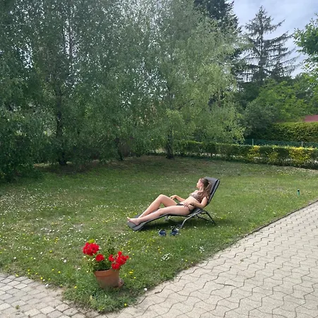 Magyar Tenger Pihenohaz, For 2-8 Person, 105 M2, Garden, Pool, Free Parking, 5 Min From The Lake, Balatonakarattya