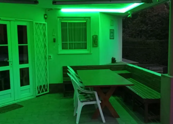 Magyar Tenger Pihenohaz, For 2-8 Person, 105 M2, Garden, Pool, Free Parking, 5 Min From The Lake,