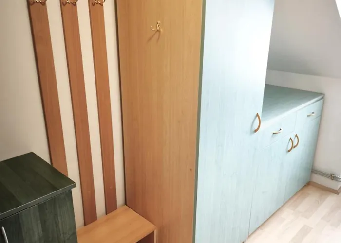 Vakantiehuis Magyar Tenger Pihenohaz, For 2-8 Person, 105 M2, Garden, Pool, Free Parking, 5 Min From The Lake, *