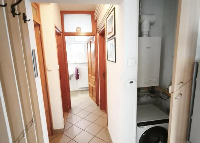 Magyar Tenger Pihenohaz, For 2-8 Person, 105 M2, Garden, Pool, Free Parking, 5 Min From The Lake,